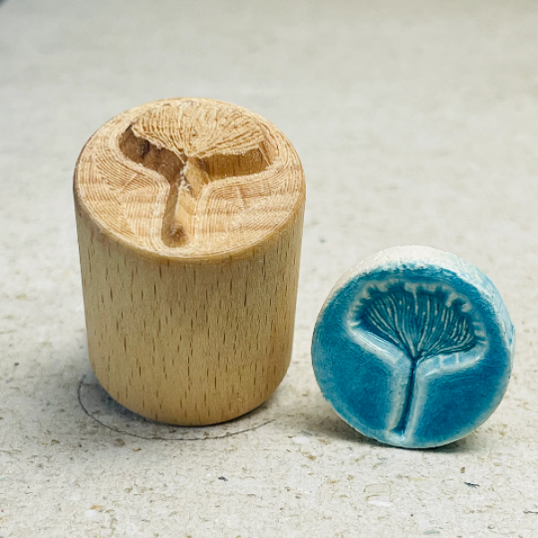 Ginkgoblatt 3 Runde Stempel TONA arts
