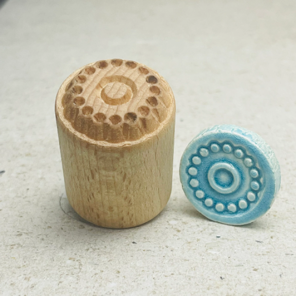 Blume-245 Runde Stempel TONA arts