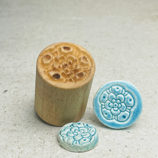 Blume-25nb Runde Stempel TONA arts