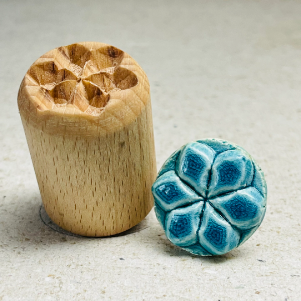 Blume-28n Runde Stempel TONA arts