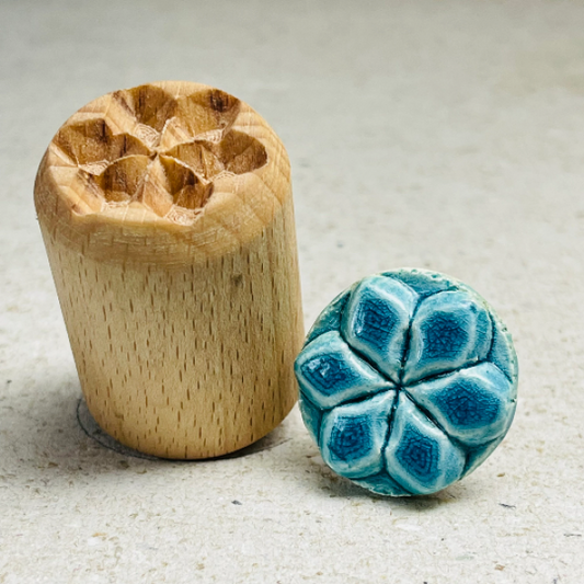 Blume-28n Runde Stempel TONA arts